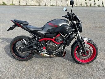 Yamaha MT 07 2015