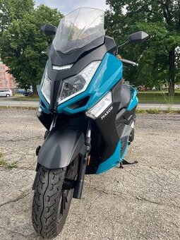 Skútr Maxon 125