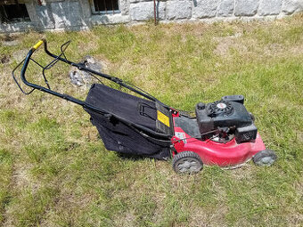 Prodám sekačku s pojezdem Hecht