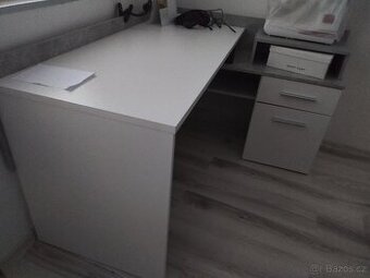 Pracovní stůl - 1
