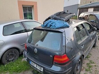 Vw golf IV zadní vrata a kridlo