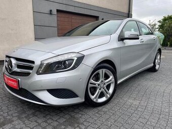 Mercedes-Benz A-Class 2014 – Automat, výbava, nízký nájezd