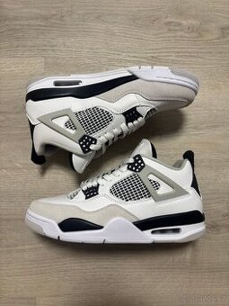 J4 Military Black