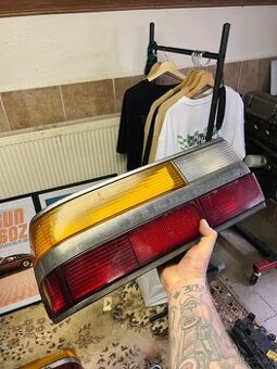 Zadní levé světlo BMW E28