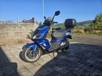 Peugeot Speedfight 4