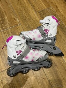 Kolečkové dívčí brusle