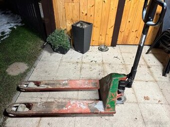 Paletový vozík, paleťák