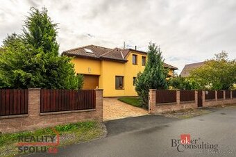 Prodej, domy/rodinný, 184 m2, U studánky 274, 25063 Veleň, P