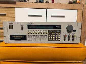 Akai S900 is a 12-bit sampler