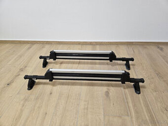 Střešní nosič Böhm + nosič lyží Hakr