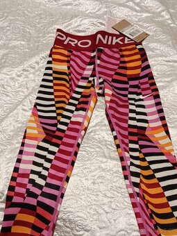 Legíny Nike