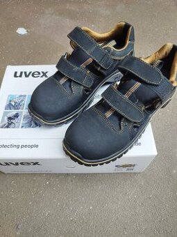 Pracovní obuv UVEX
