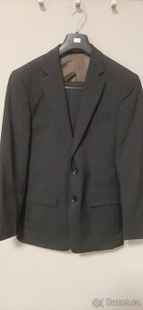 Oblek Móda Prostějov 56/170