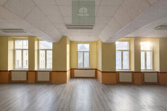 Pronájem komerčních prostor – celé patro, Klatovská třída 28