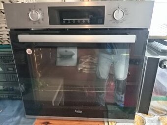 Horkovzdušná trouba