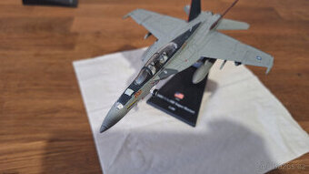 Kovový model letadla v měřítku 1:72 / 42