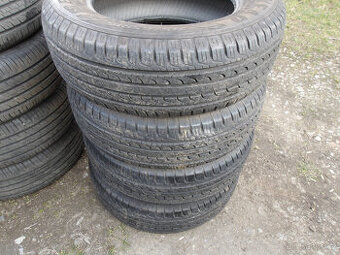 4x letní pneu goodyear 215/65 r16 (7,5-8 mm)