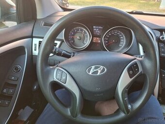 i30, 1.4 73kW, bile kombi Ostrava