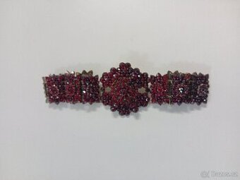 RARITNÍ NÁRAMEK S ČESKÝMI GRANÁTY