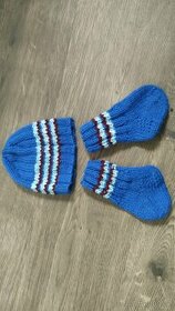 NOVÉ New born pletené čepice a ponožky vel. 56