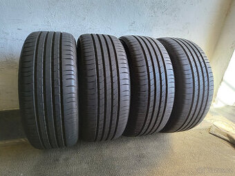 LETNÍ PNEU KUMHO 215/45/16-4KS