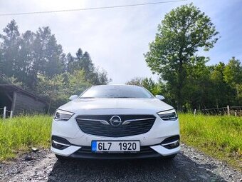 Opel Insignia Sports Tourer 1.6cdti 100kw rok 2020