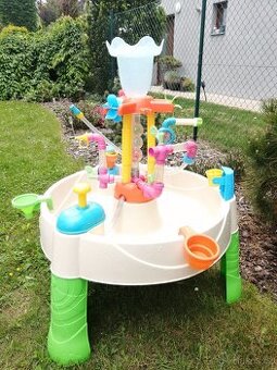 Vodní stůl Little Tikes továrna na vodotrysky - 1