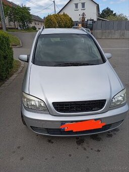 Prodám Opel Zafira, 1.8 benzín 16 v, rok 2005