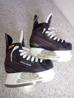 dětské brusle Bauer vel. 35