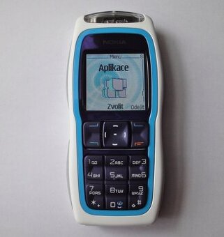 Nokia 3220 s baterií - sbírkový stav