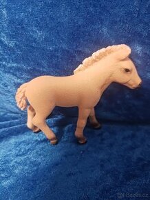 Schleich fjordske hříbě