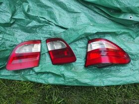 Světlo Mercedes w211