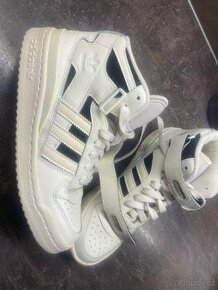 Boty Adidas