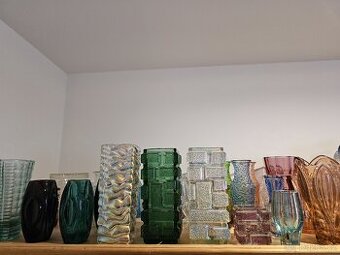 Sbírám STARÉ, RETRO VÁZY, FIGURKY, sklo i porcelán