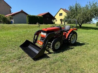Malotraktor Kubota GL280 Grandel s celním nakladačem 450kg