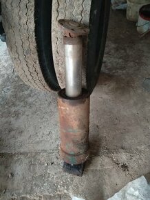 Pístnice Škoda 706