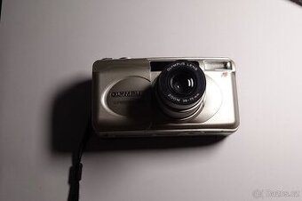 Olympus Superzoom 70G - 1