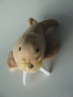 Plyšáci, deskovky, kačenky, fidget spinner, miska-květináč