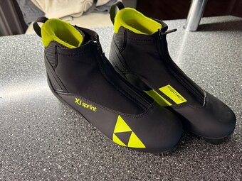 Fischer XJ Sprint bezkarske boty vel.38