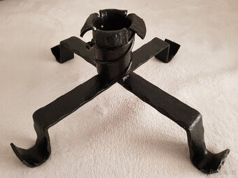 Stojan na vánoční stromek.