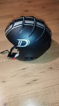 Lyžařská helma Deneriaz