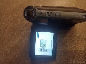 Sportovní videokamera Samsung SC-X105L