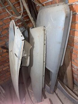 Plechařina + kola Škoda 100