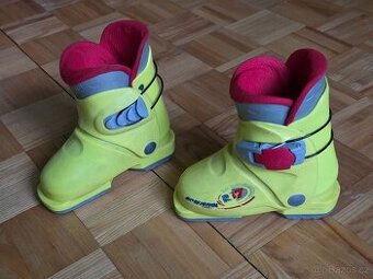 Lyžařské boty dětské Rossignol R17