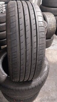 Prodám 4 x letní pneu Nexen 215/55/17