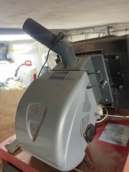 Prodám litinový kotel Viadrus na pelety 10-32KW - super cena