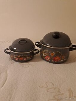 4 dílna sada smaltovaných hrnců