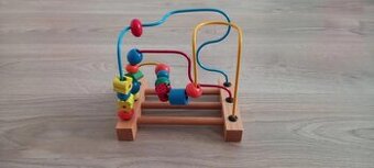 1021 - dřevěný labyrint Woody