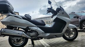 Prodám skútr Honda silver wing 600 2003 r.