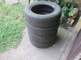 195/65 R15 zimní pneu